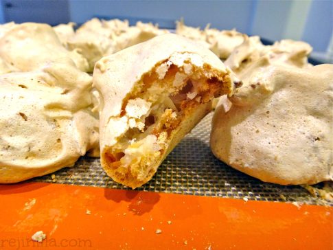 merengues de coco y almendra