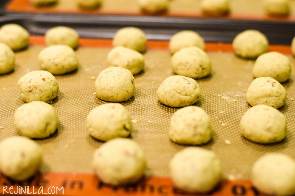 mexican wedding cookies-7