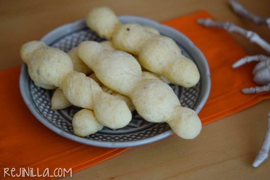 huesitos de pan de muerto-10